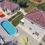Lovely Home In Cilipi With Outdoor Swimming Pool