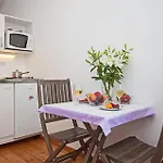 Nice Home In Dubrovnik With Kitchen