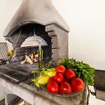 1 Bedroom Gorgeous Apartment In Petrcane