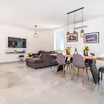 Villa Urumovac
