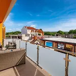 3 Bedroom Gorgeous Home In Pridraga