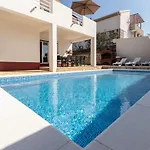 Holiday Home Dali - With Pool