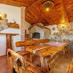 Awesome Home In Zemunik Gornji With Kitchen