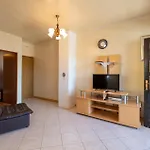 Nice Apartment In Susnjar Ii, Krusevo With Wifi