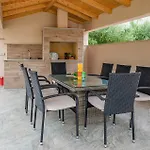 Stunning Apartment In Medulin With Kitchen