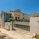 Nice Apartment In Kosljun With Wifi