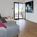Stunning Apartment In Rovanjska With Kitchen