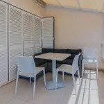 Beautiful Apartment In Petrcane With Wifi