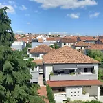 Gorgeous Apartment In Zadar With Kitchen