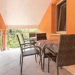 Cozy Apartment In Gornji Karin With Wifi