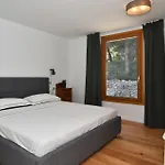 Stunning Home In Dragove With House Sea View