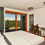 Stunning Home In Dragove With House Sea View