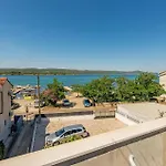 Amazing Apartment In Turanj With Kitchen
