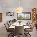 Villa Olive Grove
