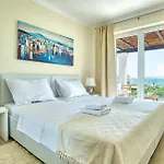 Villa Wave
