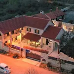 My Dalmatia - Authentic Villa Vita With Private Swimming Pool