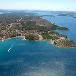 My Dalmatia - Beachfront Apartment Vanja With Sea View Terrace And Private Parking