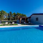 Villa Antea - Happy Rentals