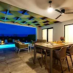 Villa Royal Green Two