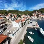 Apartments Kuzma - One-Bedroom Apartment With Balcony And Sea View
