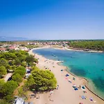My Dalmatia - Sea View Apartment Privlaka With Free Private Parking