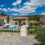 My Dalmatia - Authentic Villa Dumina With Private Heated Pool