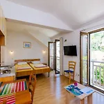 Apartments Princ Hrvoje- Studio