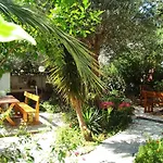 Apartments Tonka - 150M From The Sea & Parking