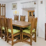 Awesome Home In Orebic With Jacuzzi