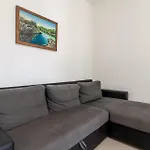 1 Bedroom Lovely Apartment In Vlasici