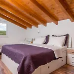Traditional Comfort Casa Natura With 36M2 Pool