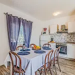 Amazing Apartment In Potomje With Wifi