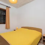 Lovely Home In Potomje With House Sea View