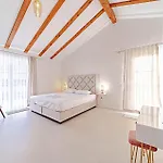 Awesome Home In Stankovic With Wifi