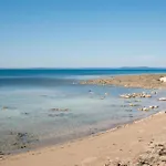 Beachfront Reiterer Villa V1 With Jacuzzi 30 Meters From The Beach - Crowonder Luxury Rent