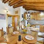 Villa Callista With Pool