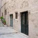 Luxury Apartment Lina - II