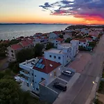 Vidalis, No 2