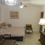 Villa V, 4-Star 2-Floor 1-Apartment Seaside Property With Great Outdoors