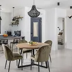 Villa Medellin