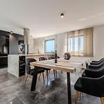 Apartment Adela