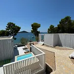 Villa Gioia Beach Front
