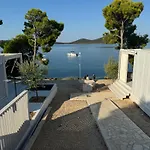 Villa Gioia Beach Front