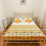 Apartment& Rooms Savonari - Comfort Double Room With Patio And Sea View Soba 2