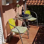 Guest House Avdic - Studio Apartment With Balcony And Garden View