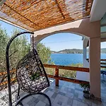 Holiday House 