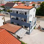 Apartments Najam Skundric