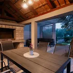 Mare Mar Villa