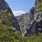 Apartment In Starigrad-Paklenica With Balcony, Air Conditioning, Wifi 627-5