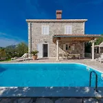 Villa Luna